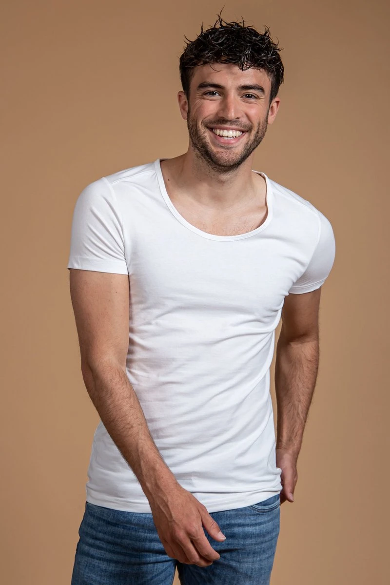 Suitable - T-shirt Wit Diepe O-hals Otaru Stretch 2-Pack - Maat L - Slim-fit 4 Suitable - T-shirt Wit Diepe O-hals Otaru Stretch 2-Pack - Maat L - Slim-fit – Image 2