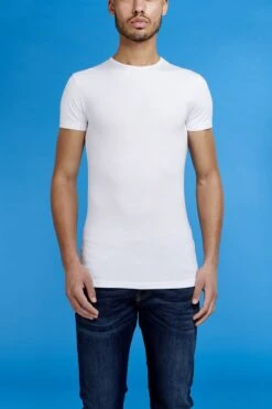 Garage 201 - Bodyfit T-shirt Ronde Hals Korte Mouw Wit XL 95% Katoen 5% Elastan 27 Garage 201 - Bodyfit T-shirt Ronde Hals Korte Mouw Wit XL 95% Katoen 5% Elastan -Merkloos Soldes 800x1200 73