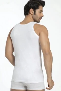 SPRUCE UP - Onderhemden - Hemden Heren - Onderhemd Heren - Wit - 100% Katoen - Tanktop Heren - Mouwloos - Heren Ondergoed - Ronde Hals - Maat L 9 SPRUCE UP - Onderhemden - Hemden Heren - Onderhemd Heren - Wit - 100% Katoen - Tanktop Heren - Mouwloos - Heren Ondergoed - Ronde Hals - Maat L -Merkloos Soldes 800x1200 85