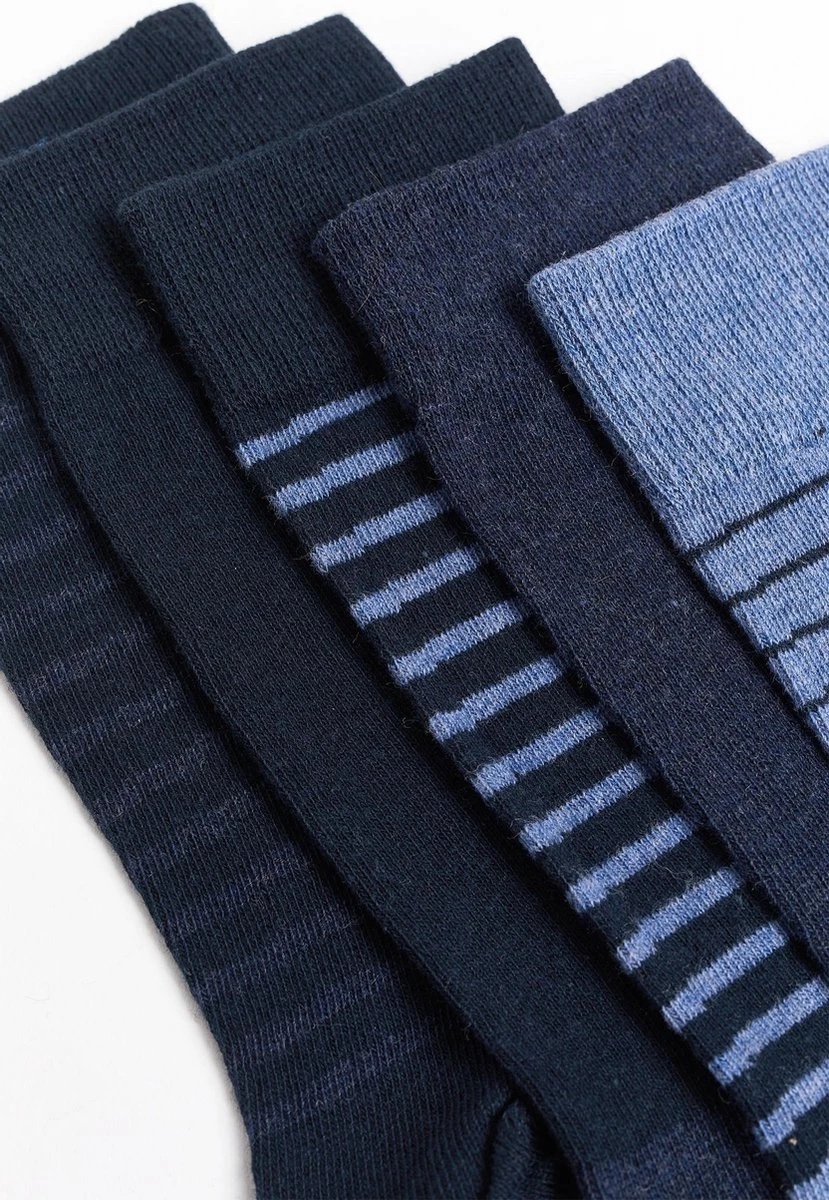 WE Fashion Heren Fijngebreide Gestreepte Sokken 5P - Maat 43-46 6 WE Fashion Heren Fijngebreide Gestreepte Sokken 5P - Maat 43-46 – Image 4